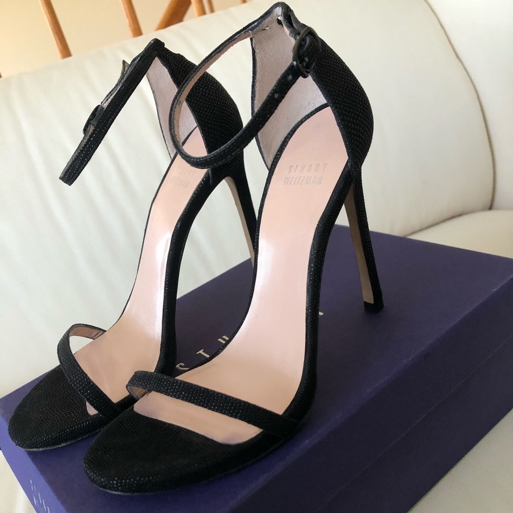 Stuart Weitzman Nudist Goosebump Leather Size 7.0